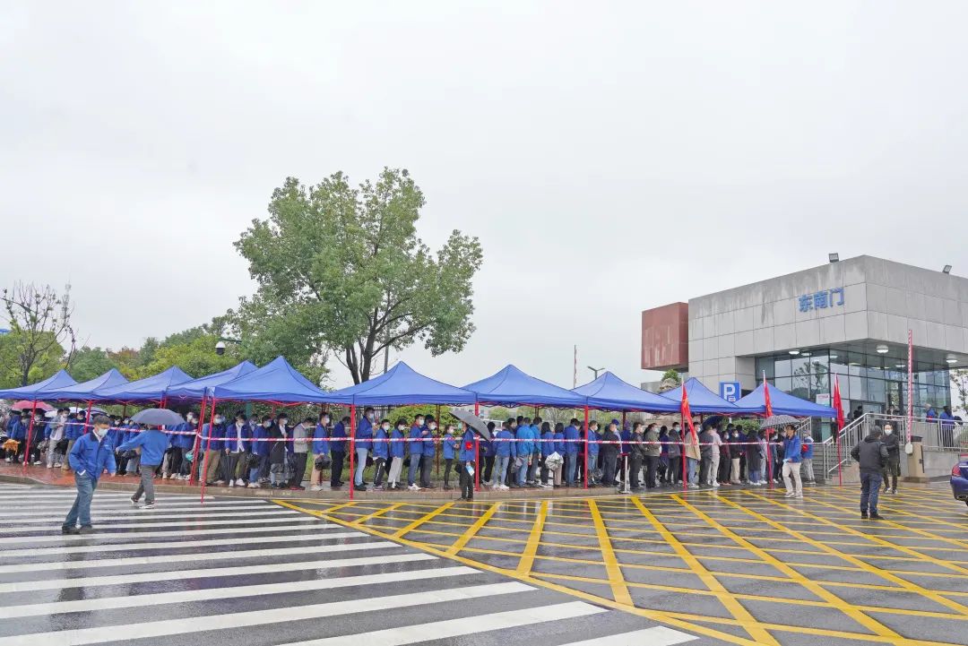 采样实现率近100%！bti体育智能第一功夫发展全员核酸检测，保险安全出产