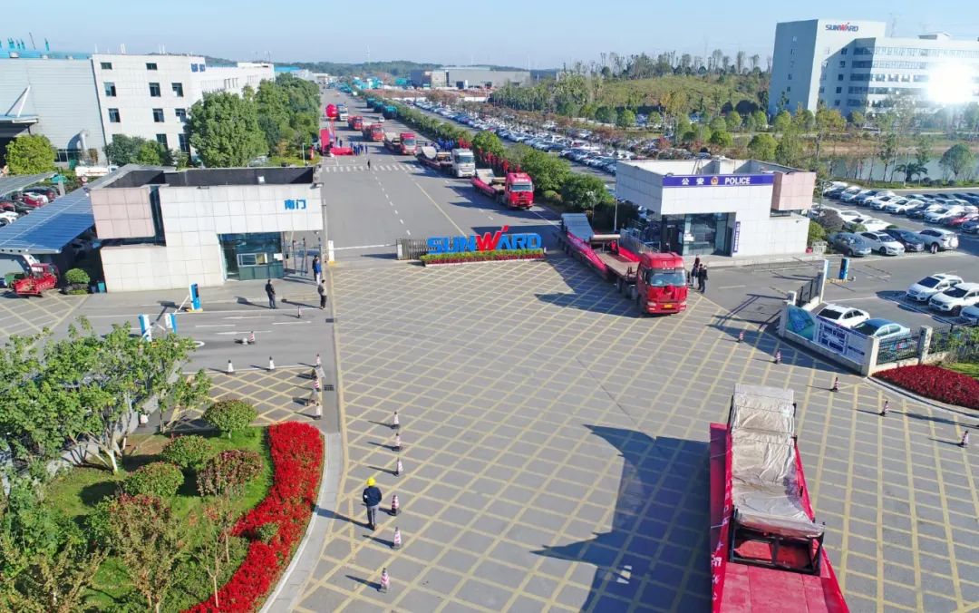 进军新能源设备市。≈屑蔮ti体育“格林美青美助印尼项目”非标槽罐批量发货