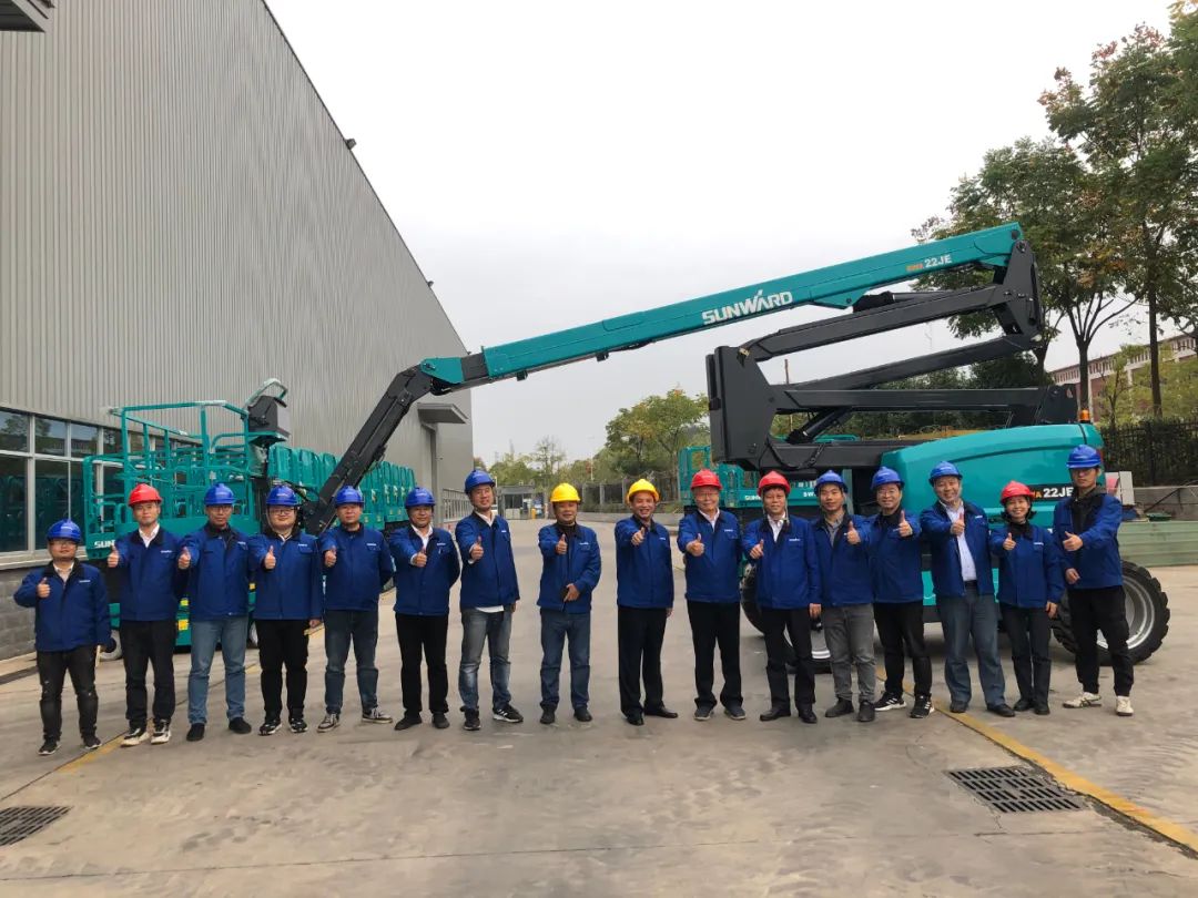 同级别作业高度最高！bti体育智能首款自主研发电动臂式高空作业平台下线