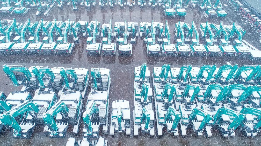 瑞雪兆丰年，邀您共赏雪中bti体育！