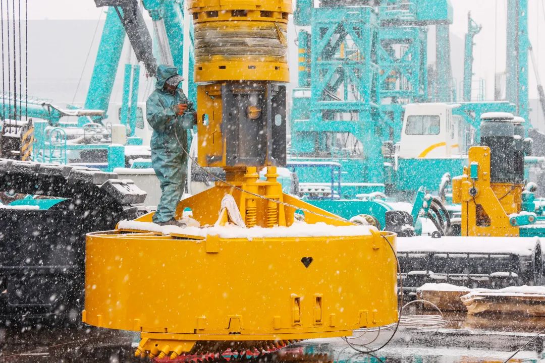 瑞雪兆丰年，邀您共赏雪中bti体育！