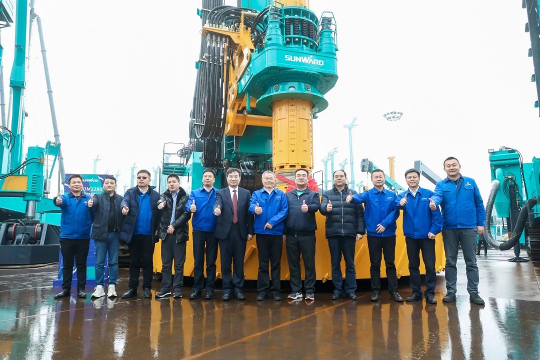 多款产品问鼎世界之最！bti体育智能地下工程设备全球颁布会成功进行