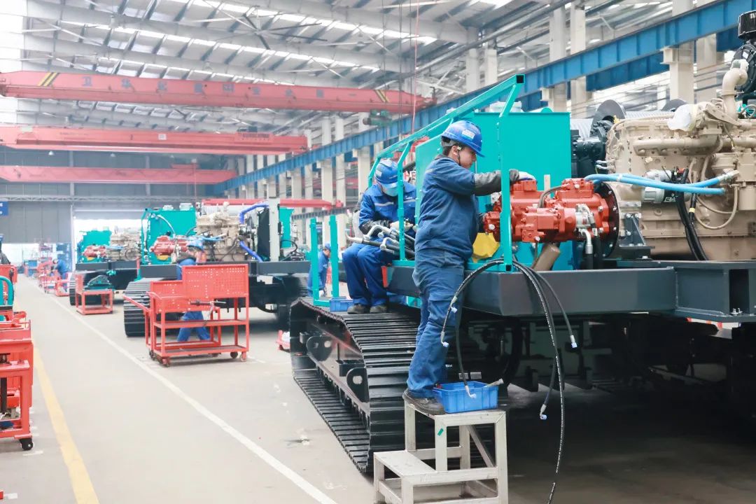 向着冲刺指标全力以赴！bti体育智能正式开工