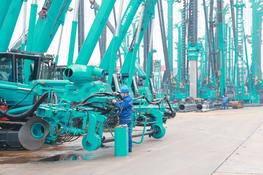 向着冲刺指标全力以赴！bti体育智能正式开工