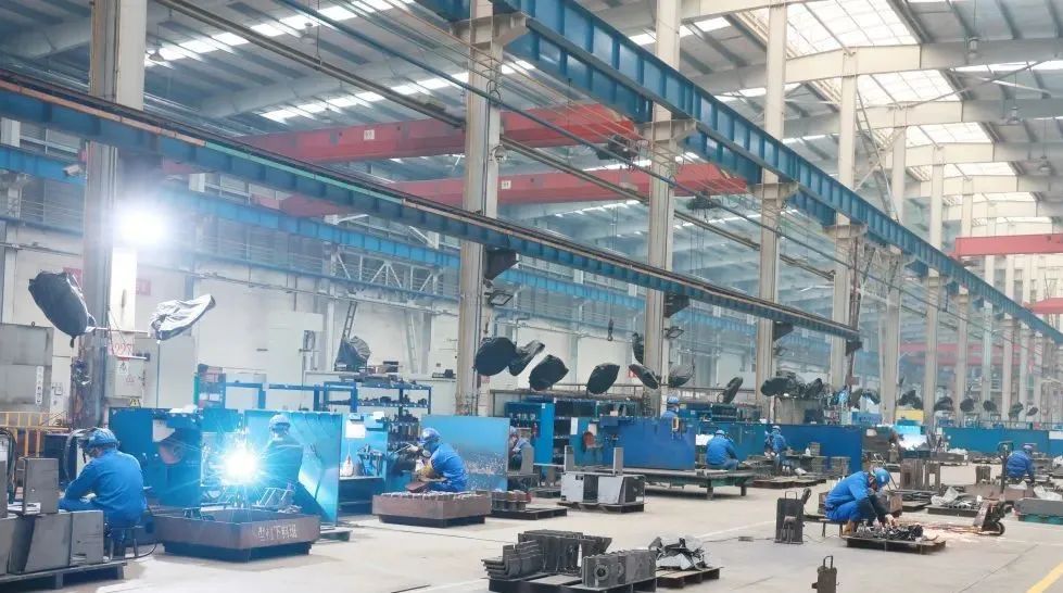 向着冲刺指标全力以赴！bti体育智能正式开工