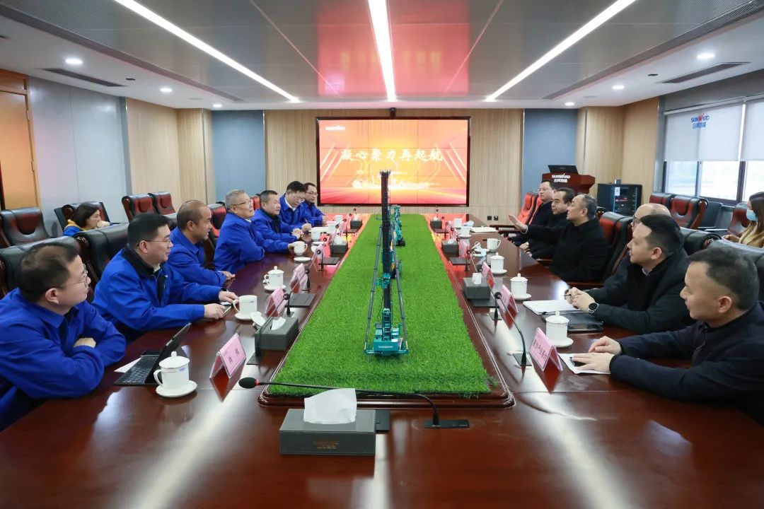 张庆红调研bti体育智能