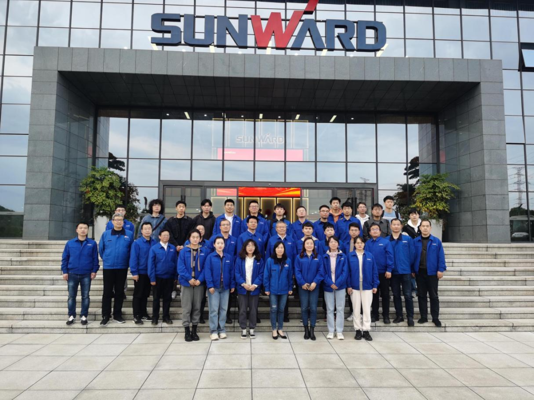 校企联手！新任中南大学钻研生企业导师来了