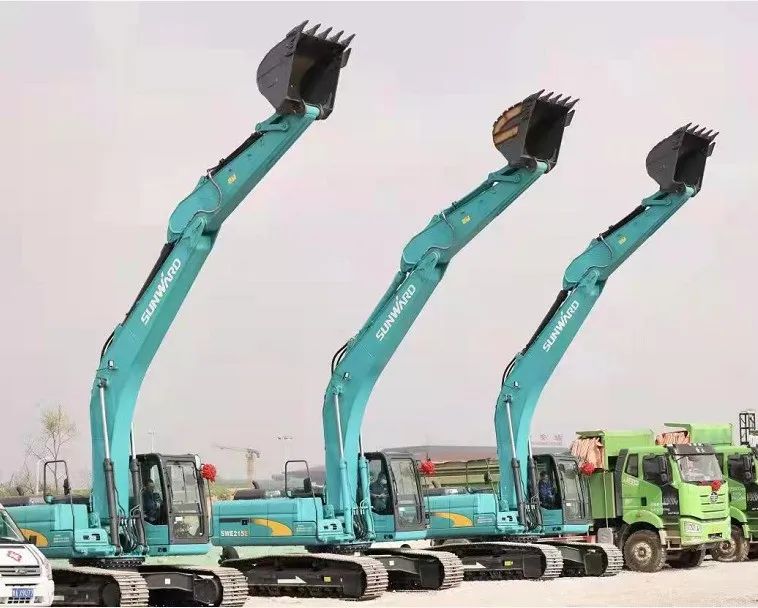 bti体育智能挖掘机亮相贵阳大数据科创城项目开工典礼