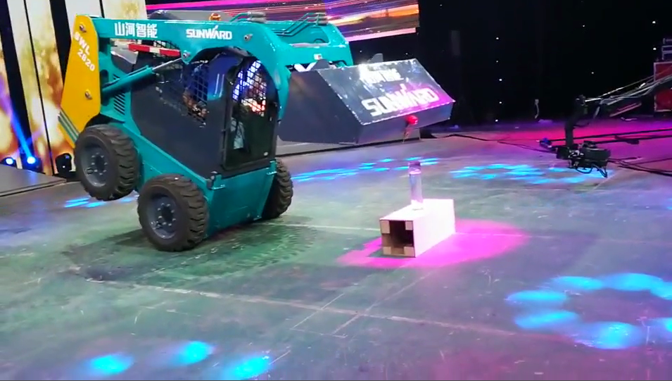 bti体育匠心 | 闻“机”起舞，技术“添”威