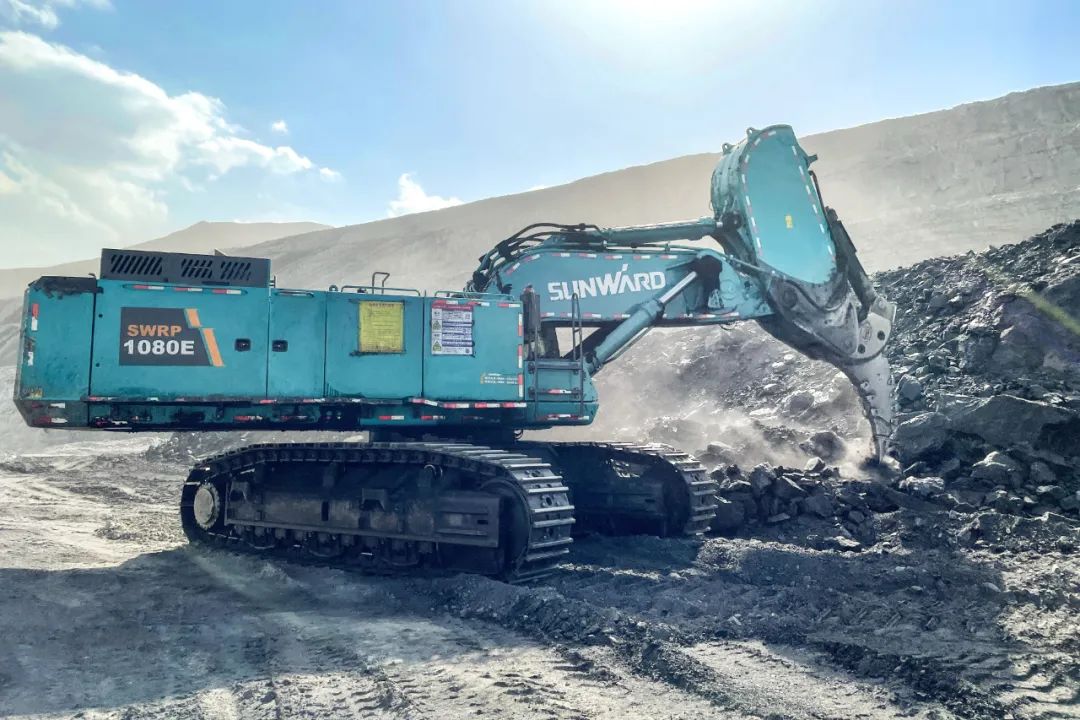 图集 | “bti体育绿”满矿山！bti体育智能矿山成套设备实力“亮剑”