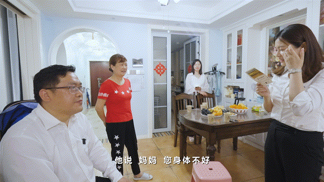 在母亲节，向你们身后的妈妈送去“bti体育家园”的温暖