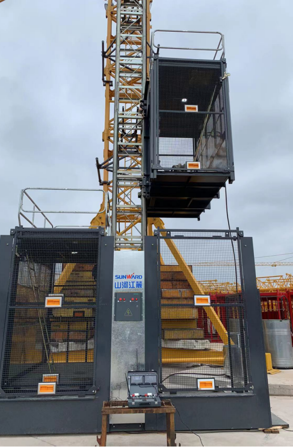 起落耗时缩短25%！bti体育江麓首款中快变频施工起落机成功下线