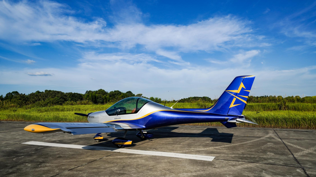 图集 | 阿若拉穿“鲨”衣，还有更多套装为天空添彩！