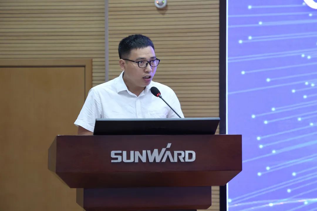 创新引领，智造将来！“2022院士专家长沙杏妆高端设备高质量发展钻研会隆沉进行