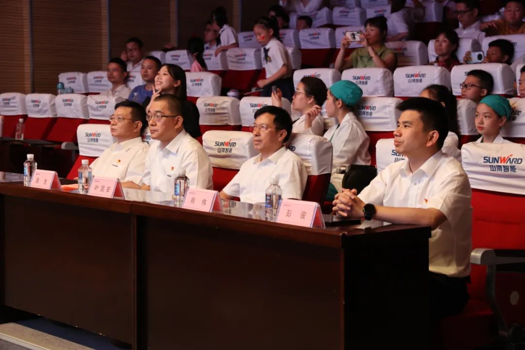 缤纷“暑”假，不负所“陀妆！bti体育智能职工子女暑期托管班结衣凡