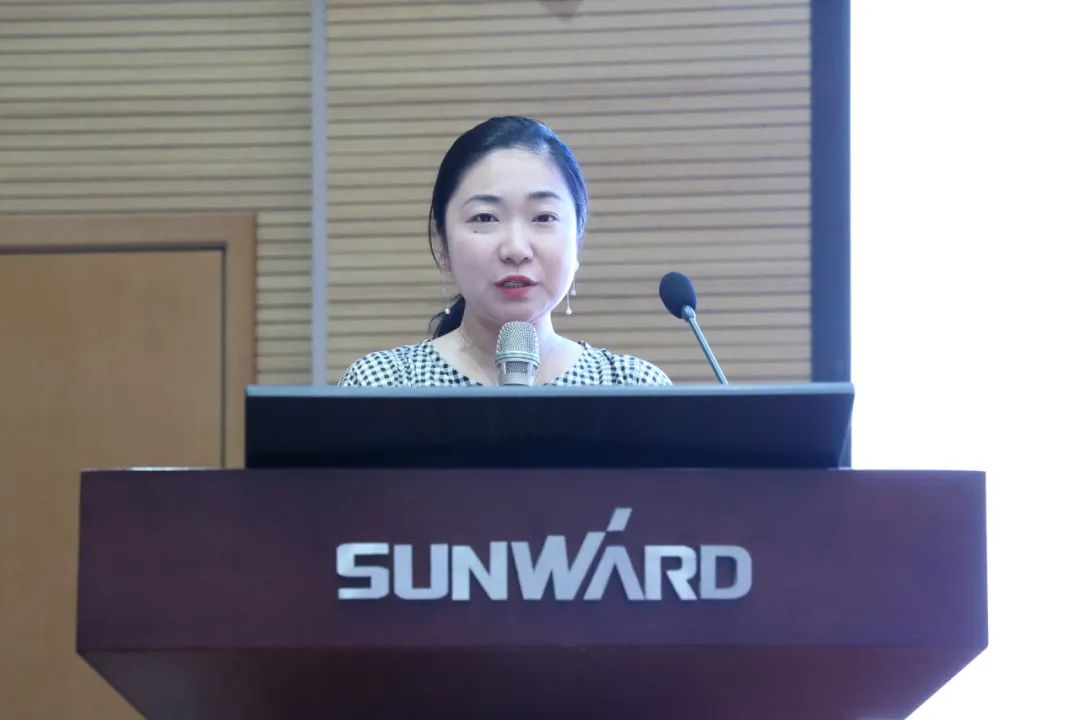 缤纷“暑”假，不负所“陀妆！bti体育智能职工子女暑期托管班结衣凡