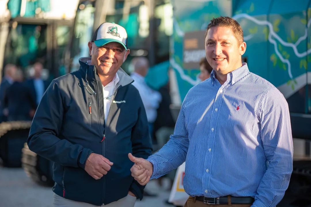 Bauma 2022 | 一组火热现场图带您沉温bti体育智能德国宝马展之旅