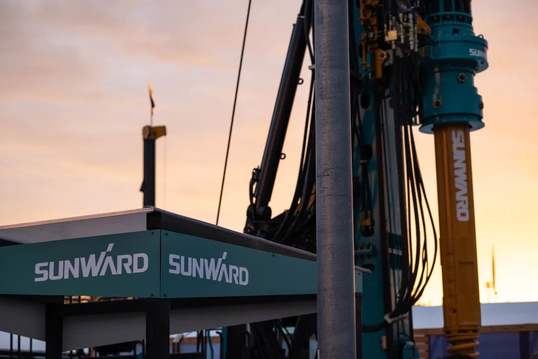 Bauma 2022 | 一组火热现场图带您沉温bti体育智能德国宝马展之旅