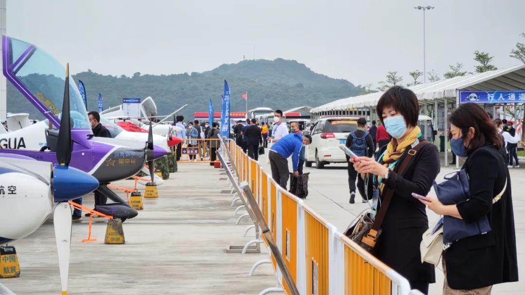 关注！bti体育科技携多款产品亮相第十四届珠海航展