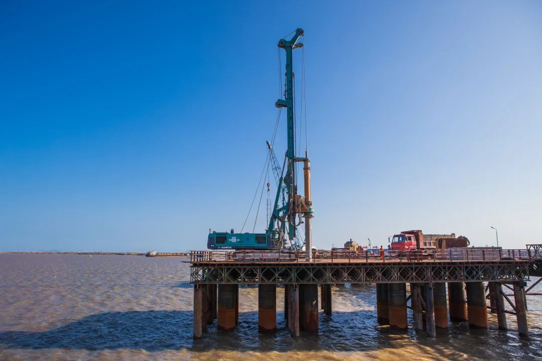 点赞！bti体育智能旋挖钻机获评国度造作业单项冠军产品