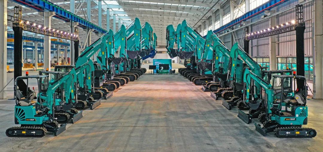 助力“双碳”指标！bti体育智能集中颁布F系列国四挖掘机