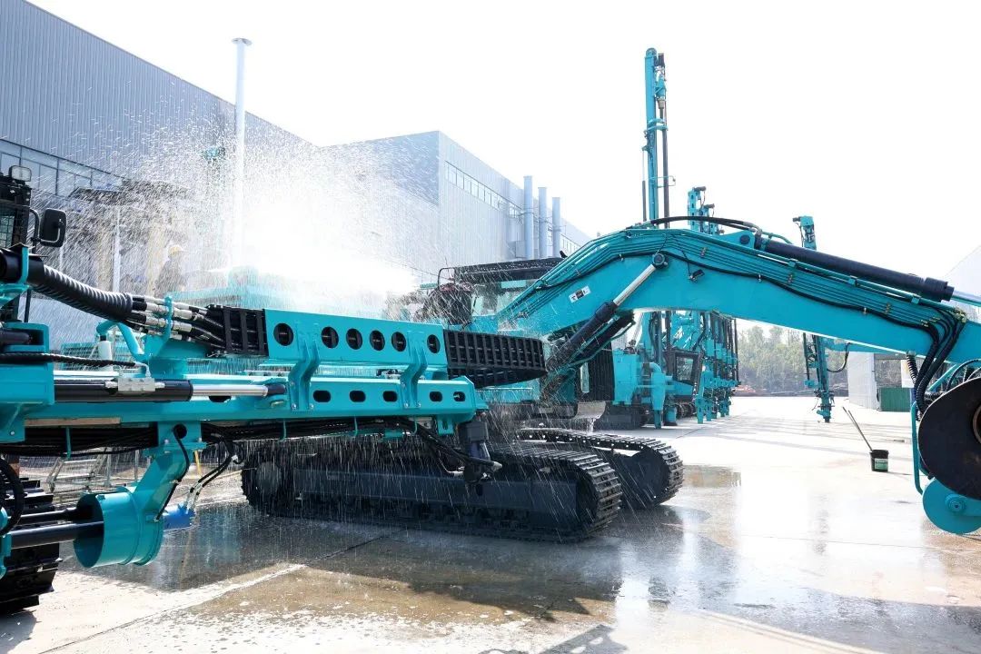 莫路君行早，更有早行人！bti体育智能癸卯兔年开工大吉