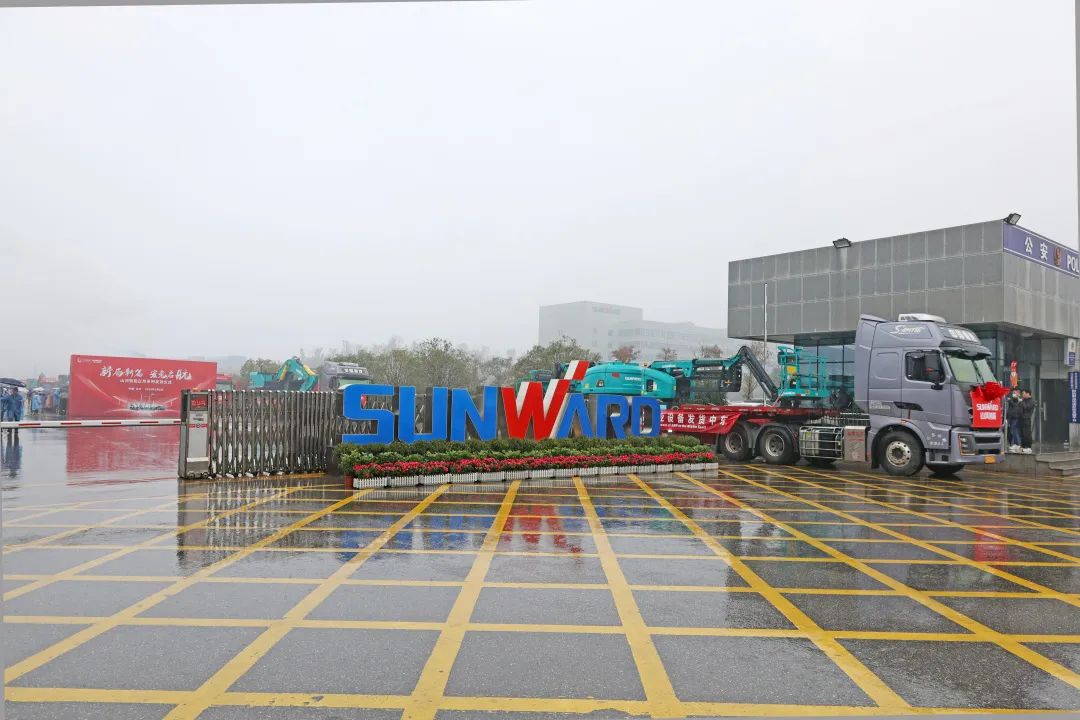 新局新篇，宏兔启航！bti体育智能超200台套设备集中发货