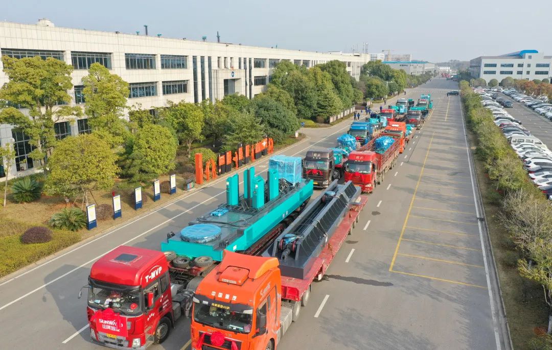 喜迎龙仰面！bti体育智能大吨位PDP工法引孔式静力压桩机出征哥伦比亚