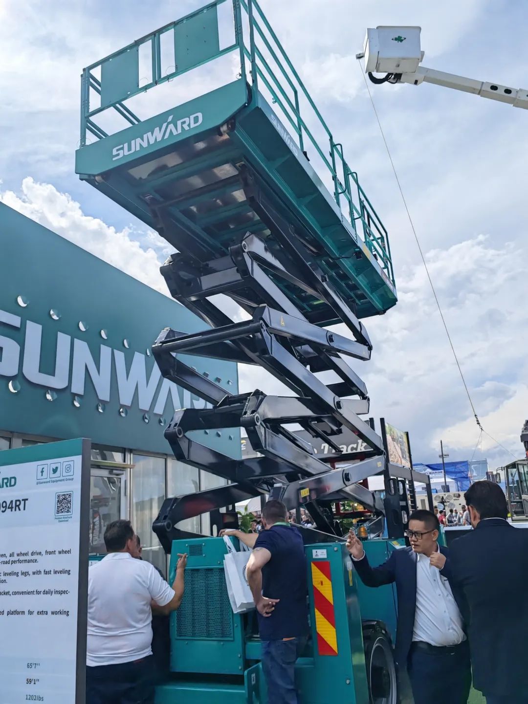 拉展直播 | bti体育智能高空精品亮相2023美国拉展，哪款是你的最爱？