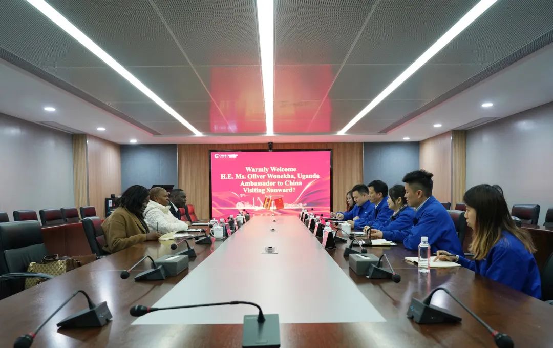 乌干达驻华大使到访bti体育智能