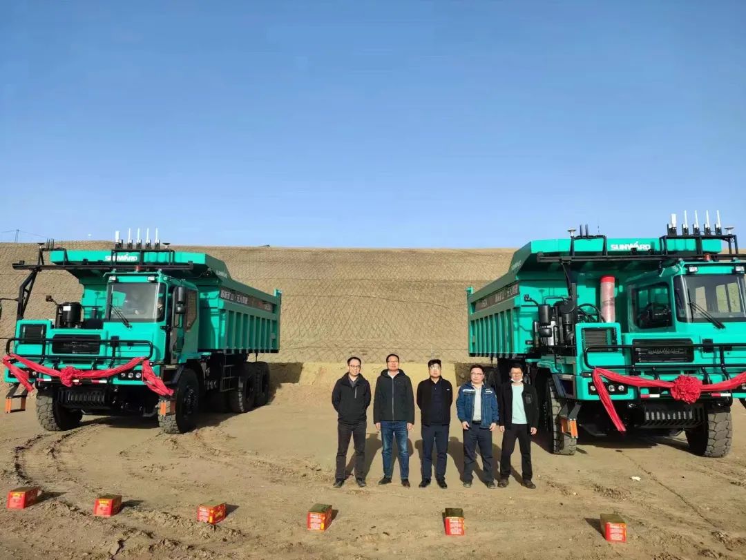 助力数智矿山建设！bti体育巨鼎无人驾驶矿卡再交付