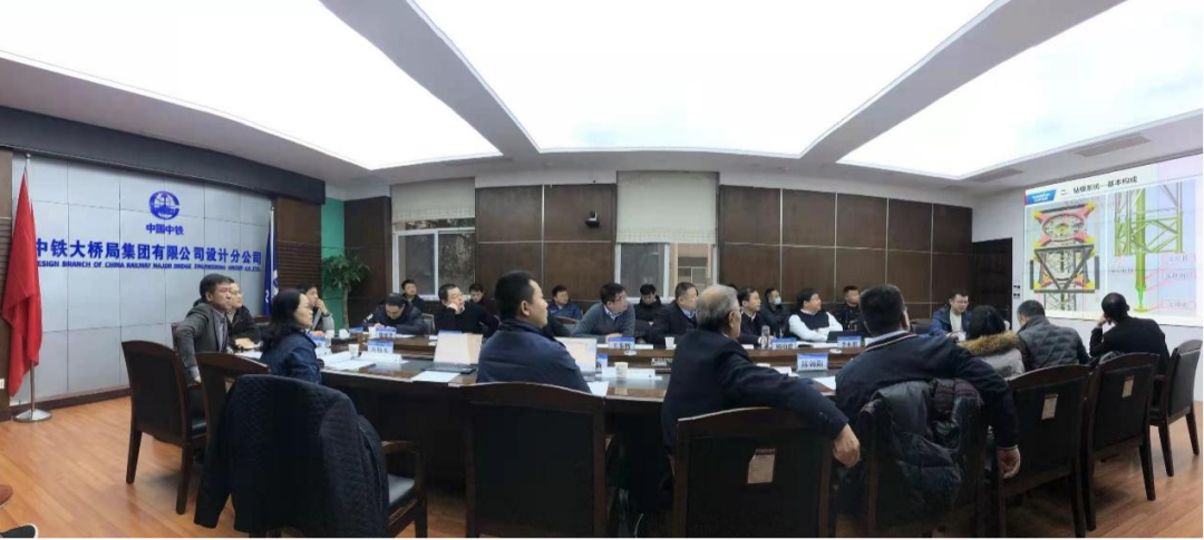 超等设备助建超等工程！bti体育智能超等旋挖钻机SWDM1280推介会成功进行