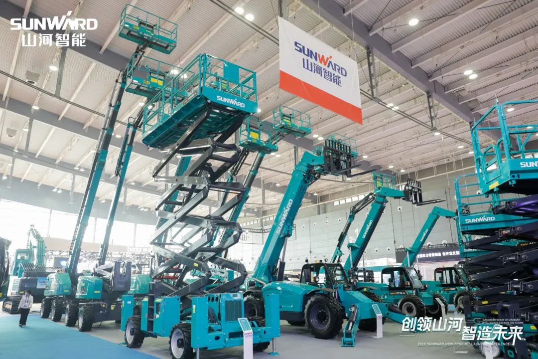 2023 CICEE | bti体育智能亮相2023长沙国际工程机械展！智能化、电动化产品站C位