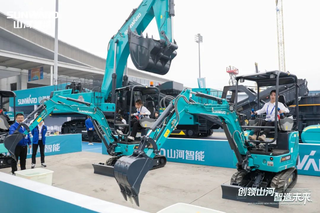 2023 CICEE | bti体育智能亮相2023长沙国际工程机械展！智能化、电动化产品站C位