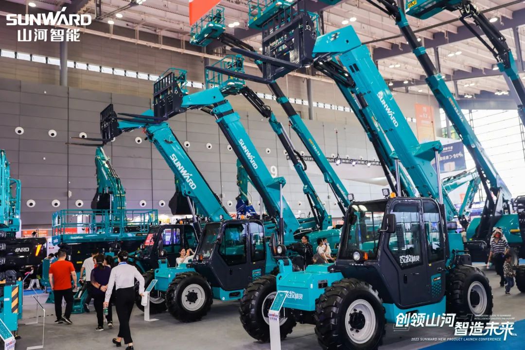 聚焦电动化、智能化！bti体育智能全系列高空机械产品亮相长沙展