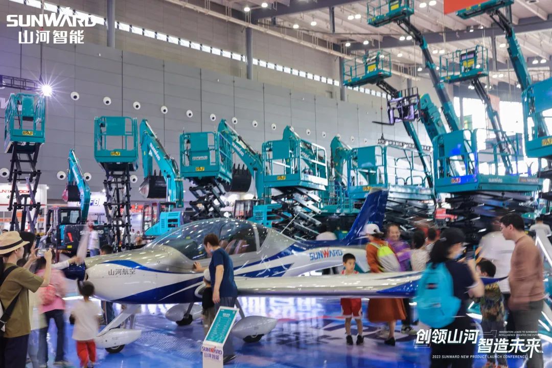 2023 CICEE | 全球工程机械盛会美满闭幕！bti体育智能交出闪亮答卷