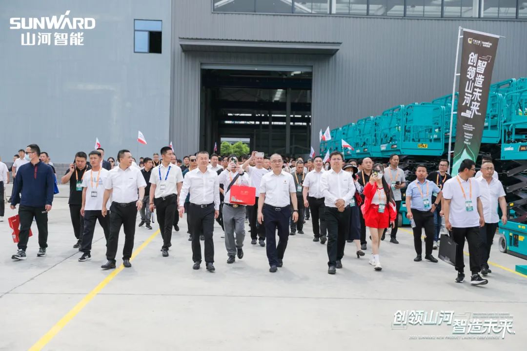 2023 CICEE | 全球工程机械盛会美满闭幕！bti体育智能交出闪亮答卷