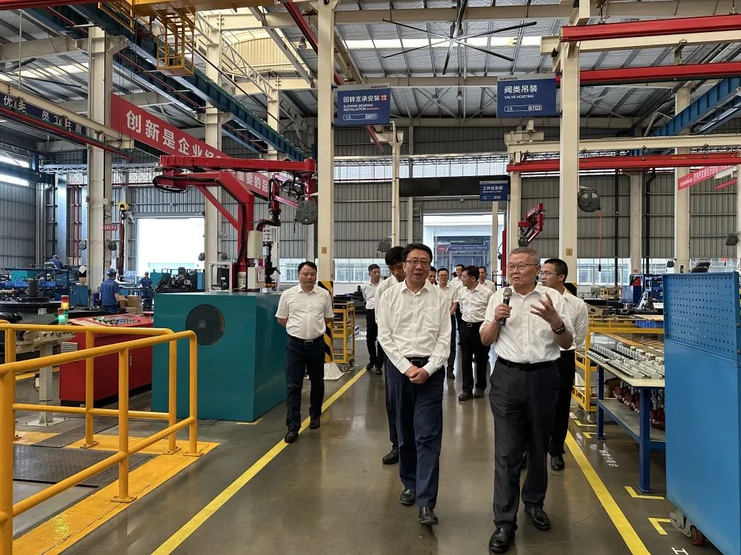 中国联通集团副总经理梁宝俊到访bti体育智能