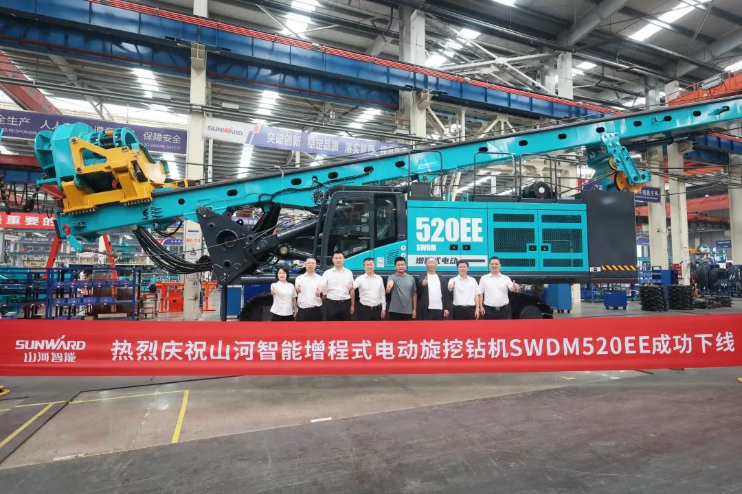 助力“双碳”、绿动将来！bti体育智能增程式电动旋挖钻机、液压混合动力旋挖钻机齐交付