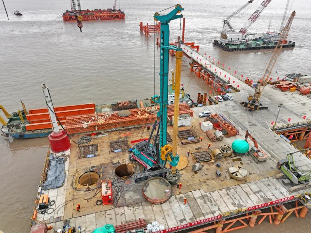 新战绩+1！bti体育智能超等旋挖钻机创6.3米直径钻孔新纪录