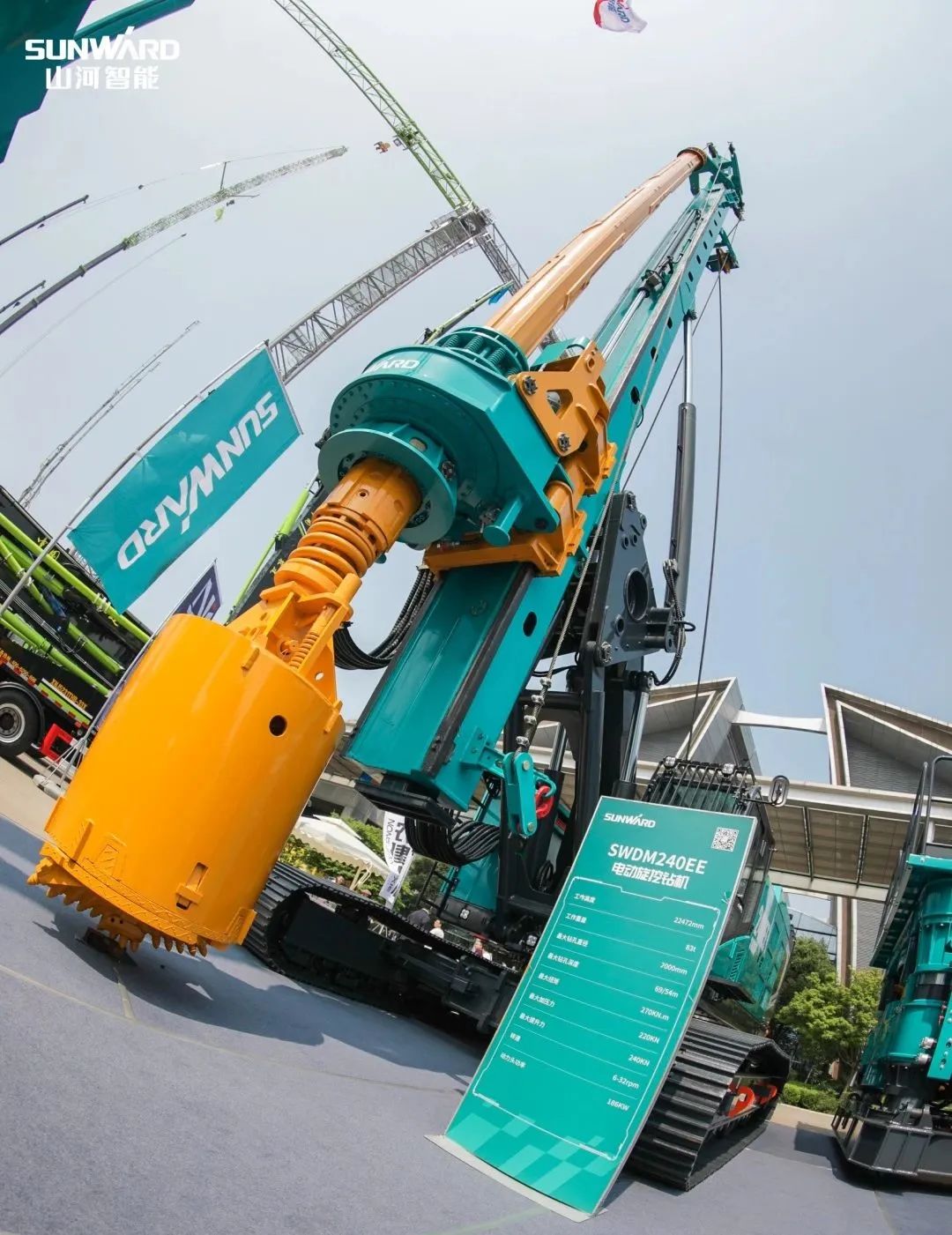 “零故障”“低能耗”！bti体育智能增程式电动旋挖钻机惊艳首秀