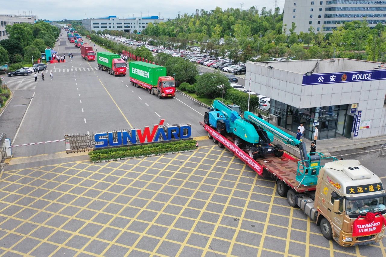 深入全球布局，加快出海措施！bti体育智能高空机械设备海表订单大型发货典礼圆满进行