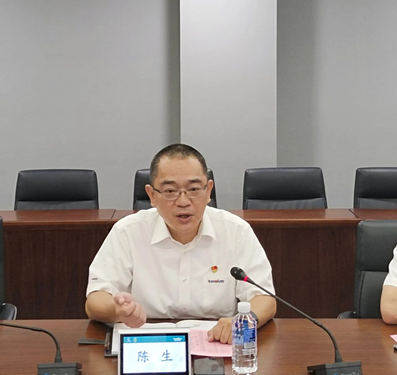 畅谈心声，共话将来！这场应届毕业生员工座谈会，很暖，很贴心！