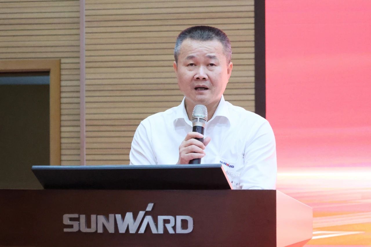 强信念 聚合力 共建美好家园——庆祝bti体育智能成立24周年赞美大会隆沉召开