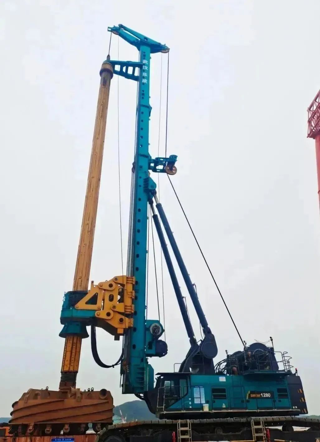 全面得胜！bti体育智能超等旋挖钻机圆满实现甬舟铁路西堠门公铁两用大桥桩基施工工作