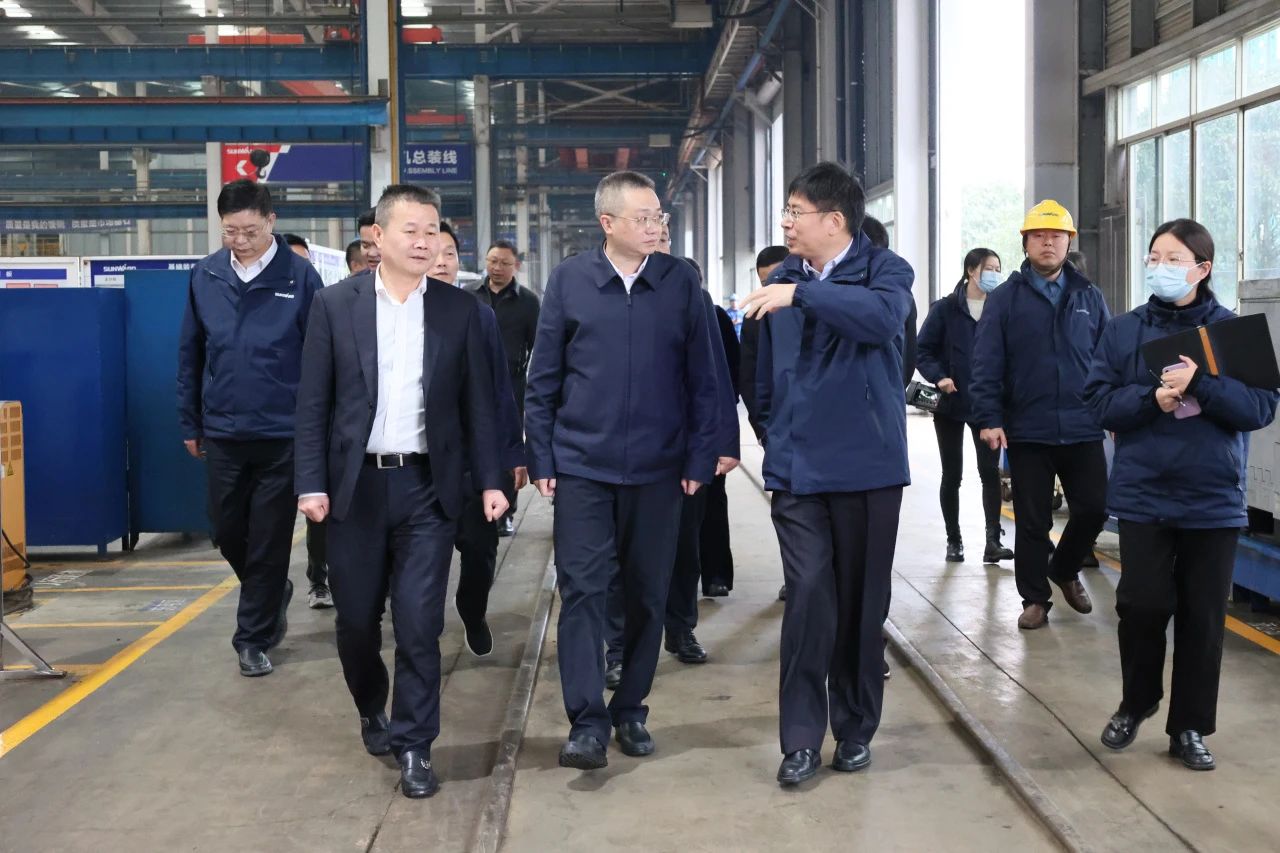 长沙市人民当局副市长康镇麟调研bti体育智能