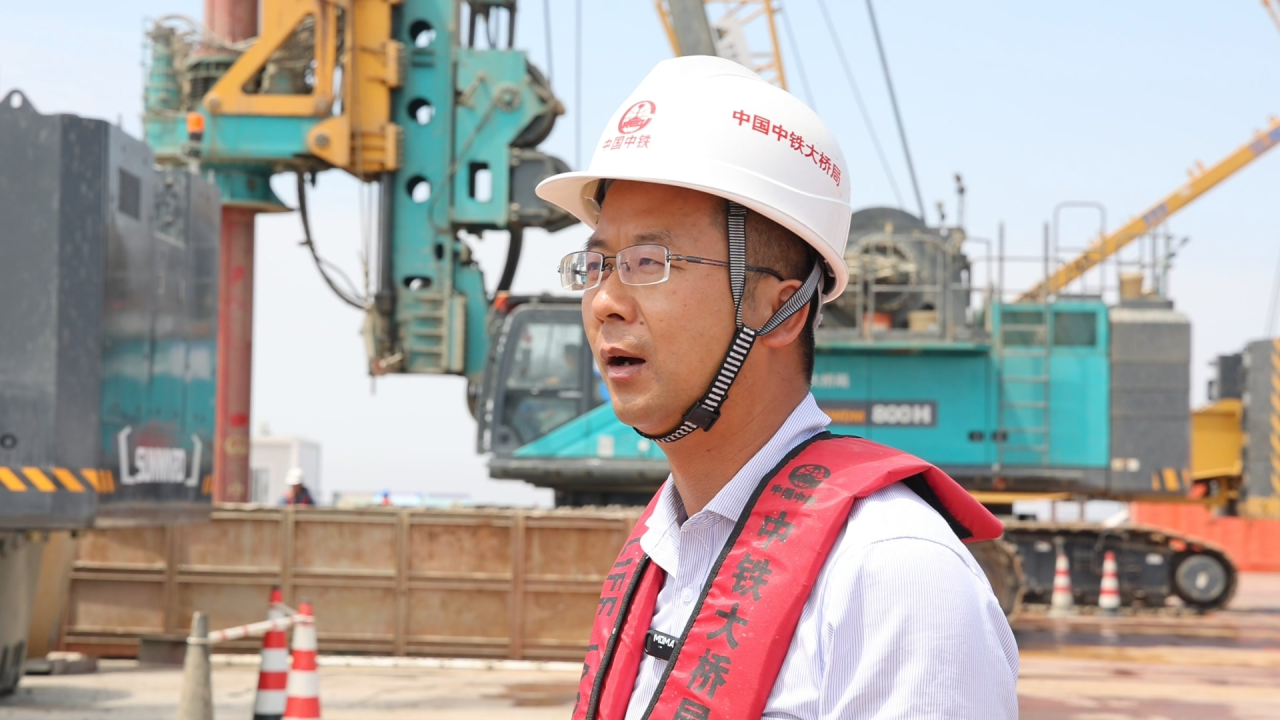 先导式创新，再推电动新品！bti体育智能SWDM520EE增程式旋挖钻机推介会成功进行