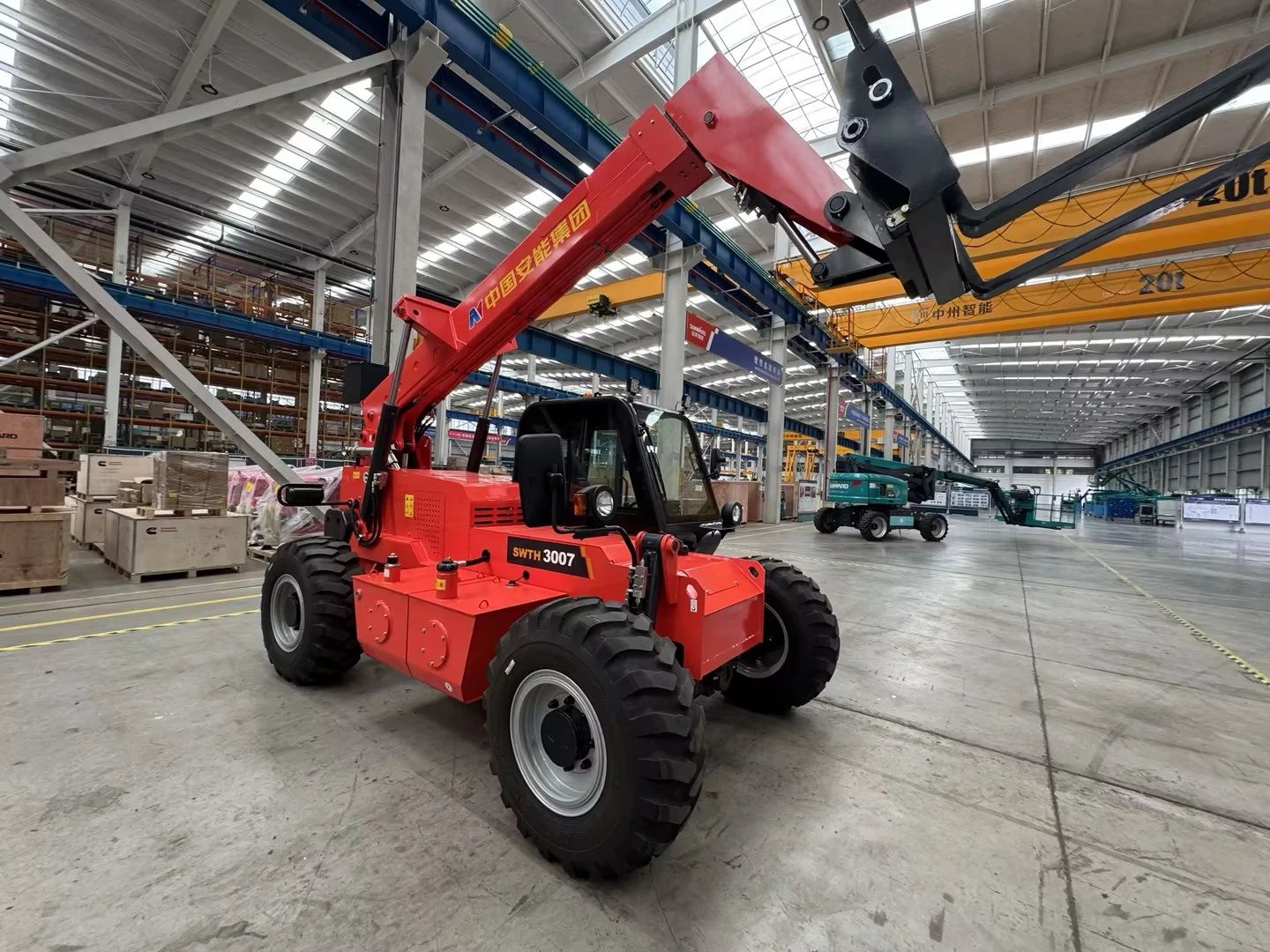 应运而生，“急”快响应！bti体育智能伸缩臂叉装车进军应急接济领域