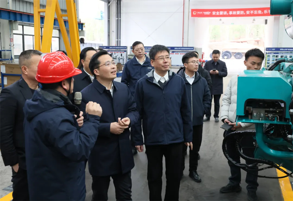 蒋红波走访调研bti体育智能