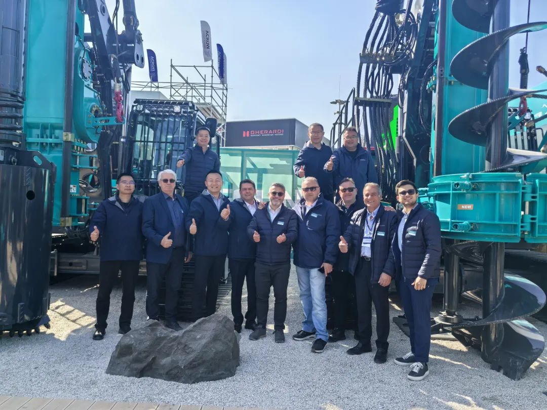 Bauma 2025 | 高端定造！bti体育智能Pro系列旋挖钻机燃爆全场